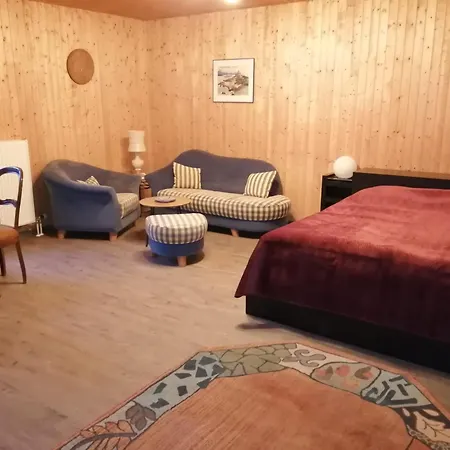 Ferienwohnung Lindenallee Hunolstein