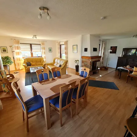 شقة Ferienwohnung Lindenallee Hunolstein مورباخ
