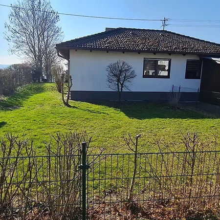 Ferienwohnung Lindenallee Hunolstein شقة مورباخ